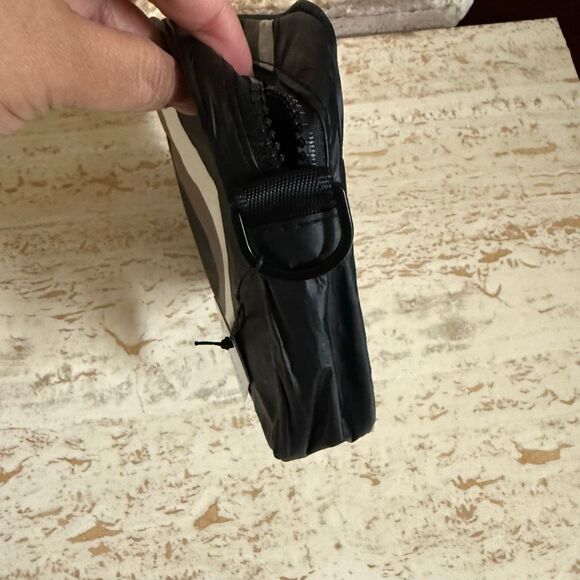 NWT Aloha Collection Le Tour in color way La Voyageur - Picture 5 of 9